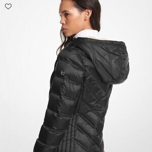 Michael Kors Puffer Jacket Black with faux fur Hood